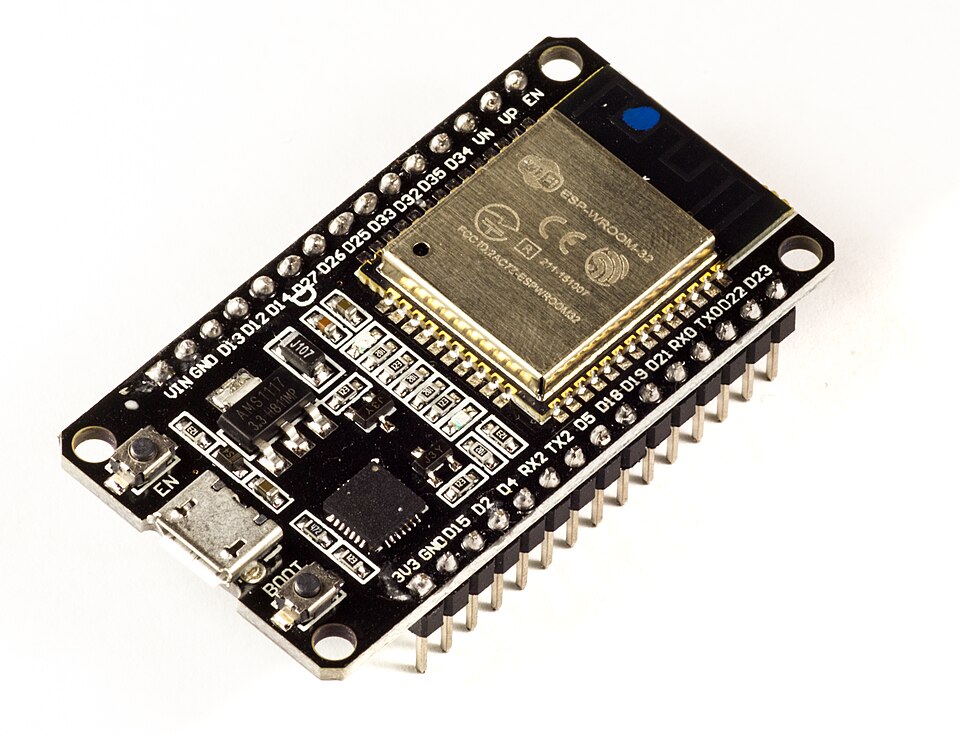 ESP32 хөгжүүлэлтийн самбар